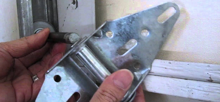 Garage Door Bracket Repair Services in Collingwood